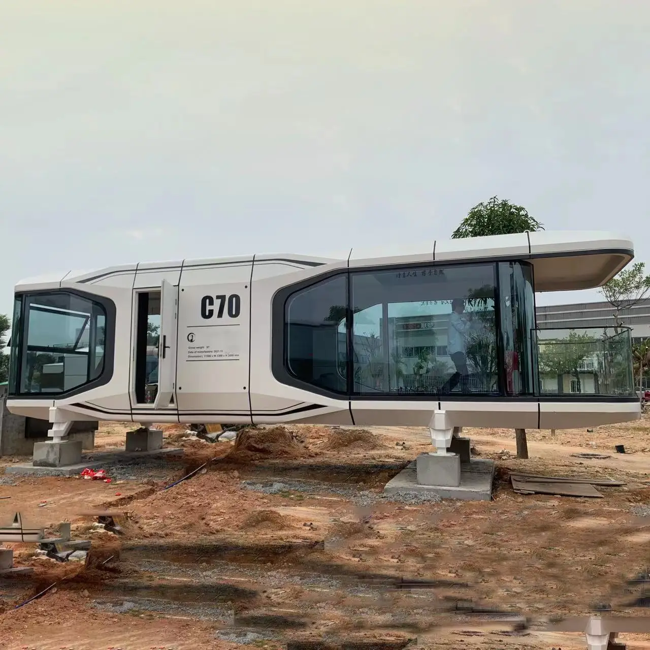 Hot Sale Luxury Modular Ready Made Tiny House Prefabricated Space Capsule House With Toilet