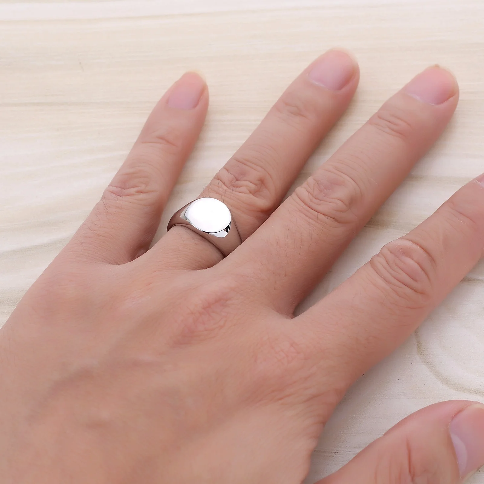 
Wholesale custom Stainless Steel Signet Ring Simple polishing ring for Men jewelry 