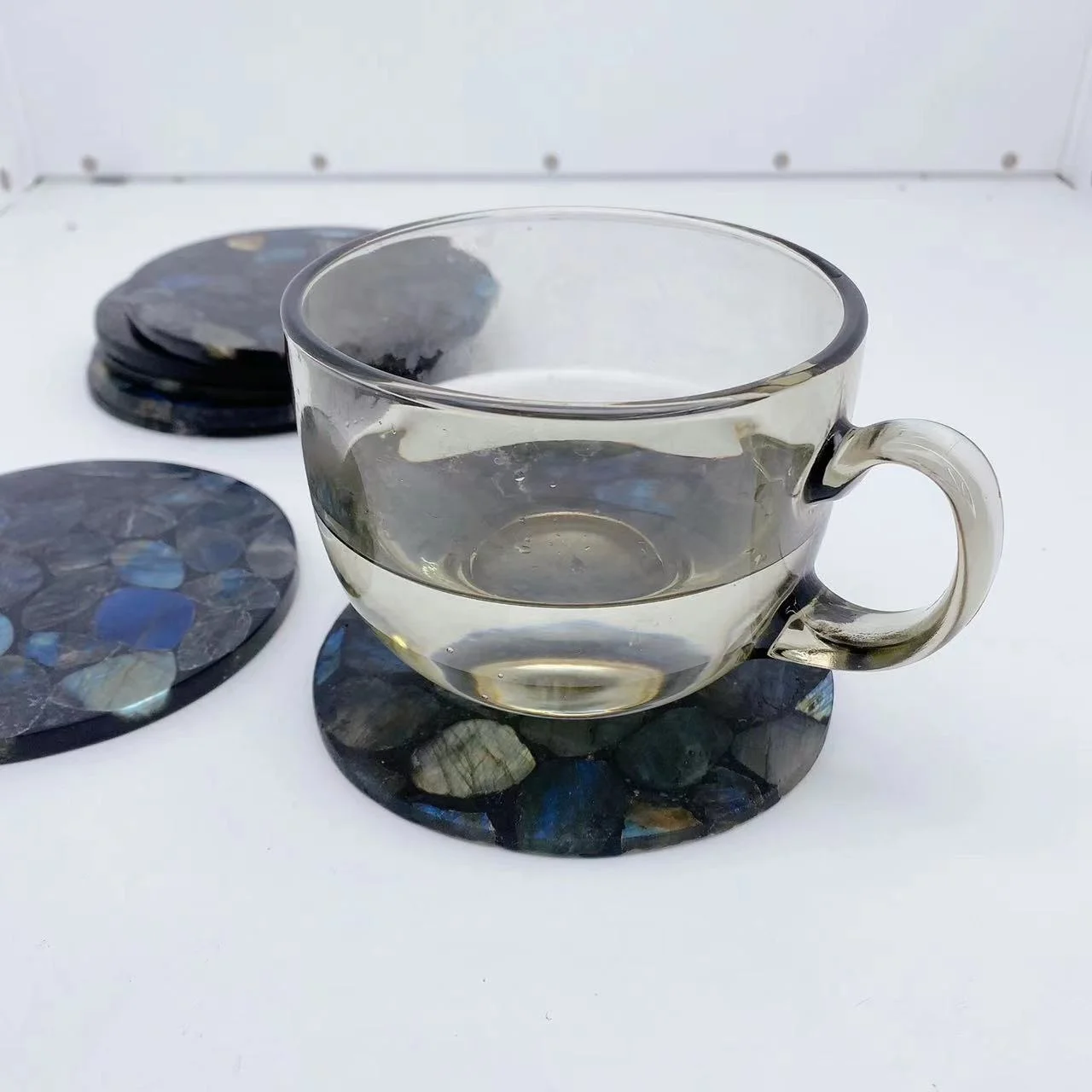 Factory Price Wholesale Natural Labradorite Round Slice Coasters Crystal Agate Coasters For Bar Home Decoration