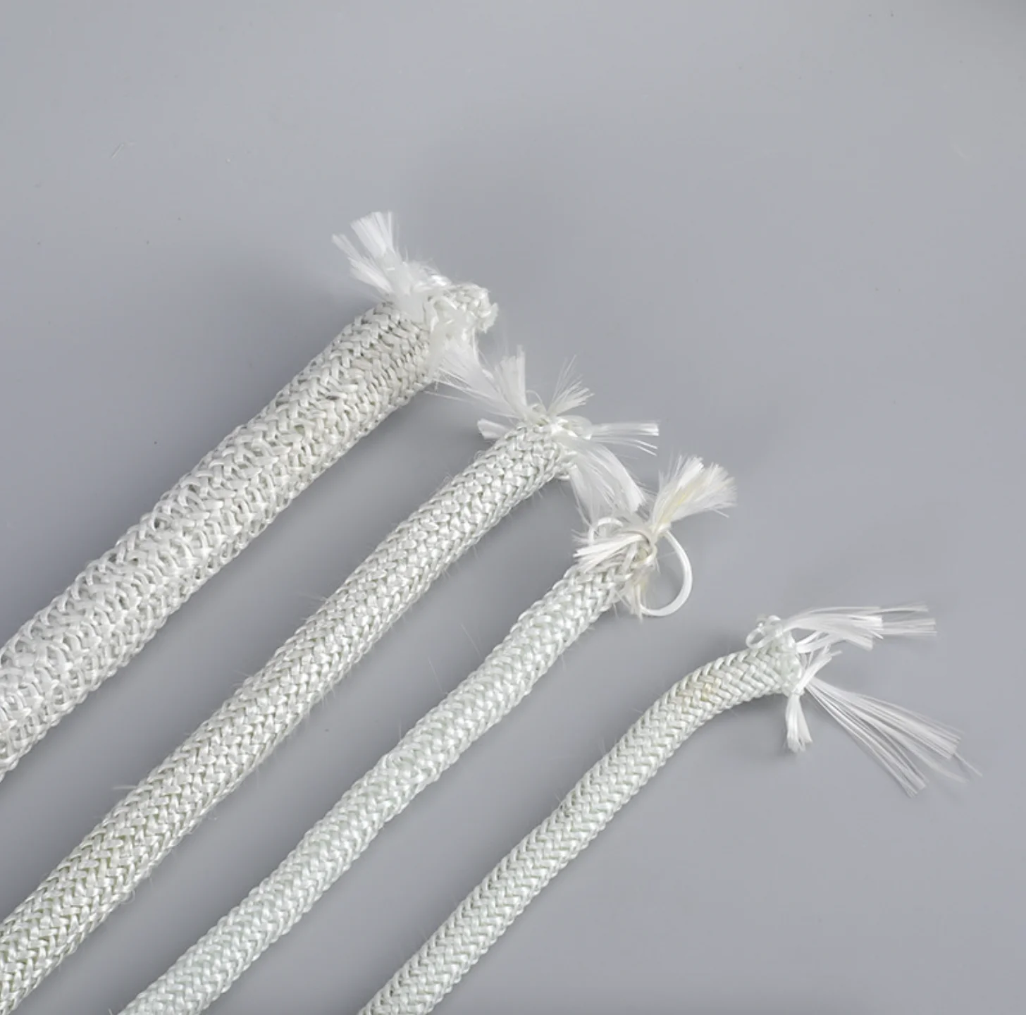 White Fiberglass Round High-Temperature Resistance Seal Rope Replacement for Stoves Fireplace Door
