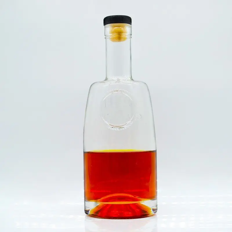 High Quality Extra Flint Cylinder Custom wholesale Alcohol Whisky Cork Vodka Bottles Empty 750 ml Glass Bottle For Vodka