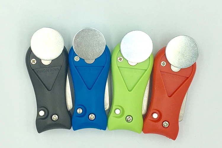 Retractable Golf Divot Tool Green Pitchfork with Customized Ball Marker Golf Divot Repair Tool