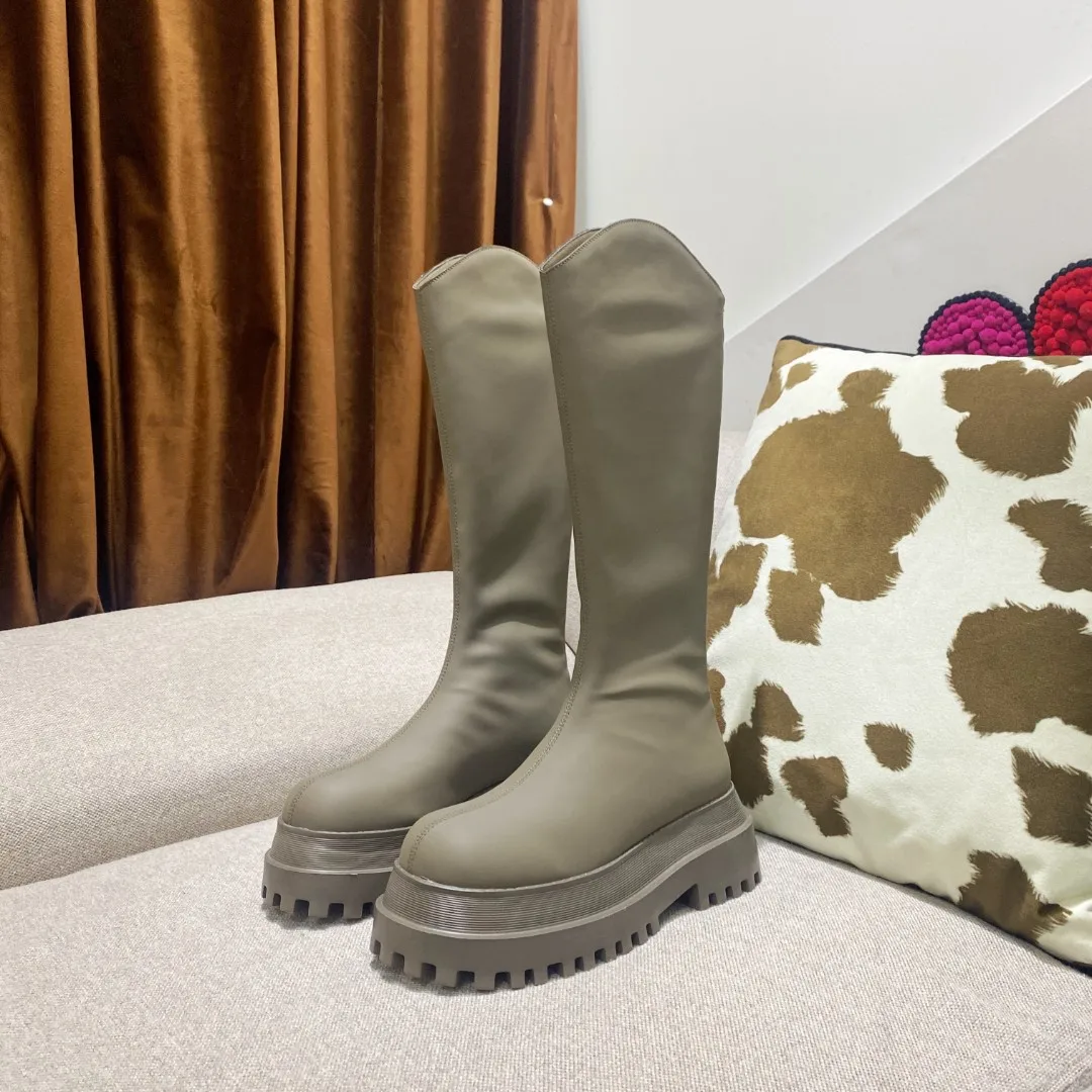 2020 New Arrival Fashion Pu Leather Man-made Heeled Classic Boots for Women