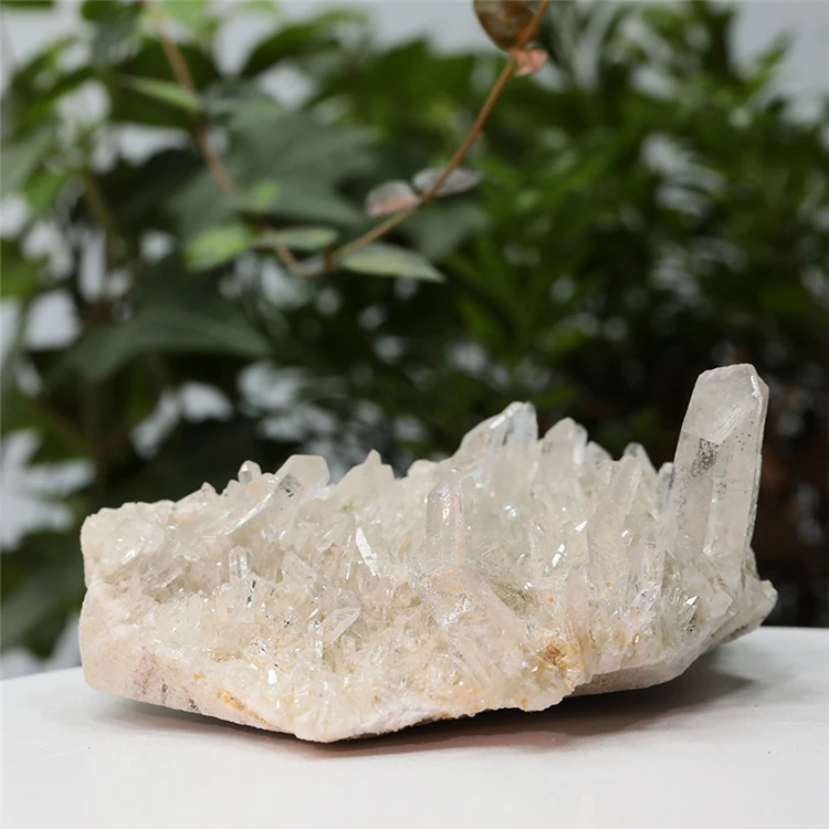
Natural High Quality Texture And Novelty White Crystal Cluster 