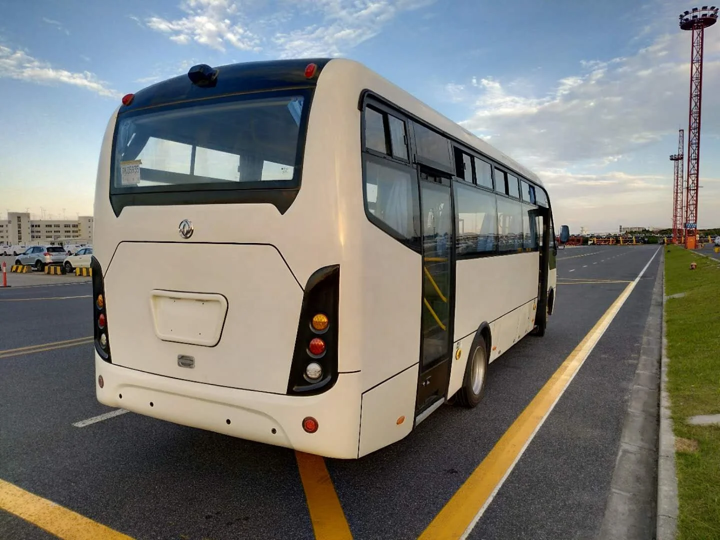 Самый продаваемый роскошный автобус в Южной Америке 9 м спереди двигателя городской
