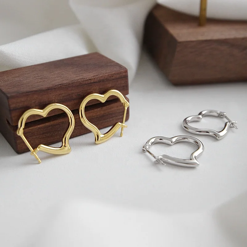  Minimalism jewelry set for girl irregular heart necklace ear buckle earrings in 18k gold plated and