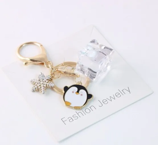 Wholesale Alloy Polar Bear Penguin Iceberg Snow Oil Dripping Metal Keychains