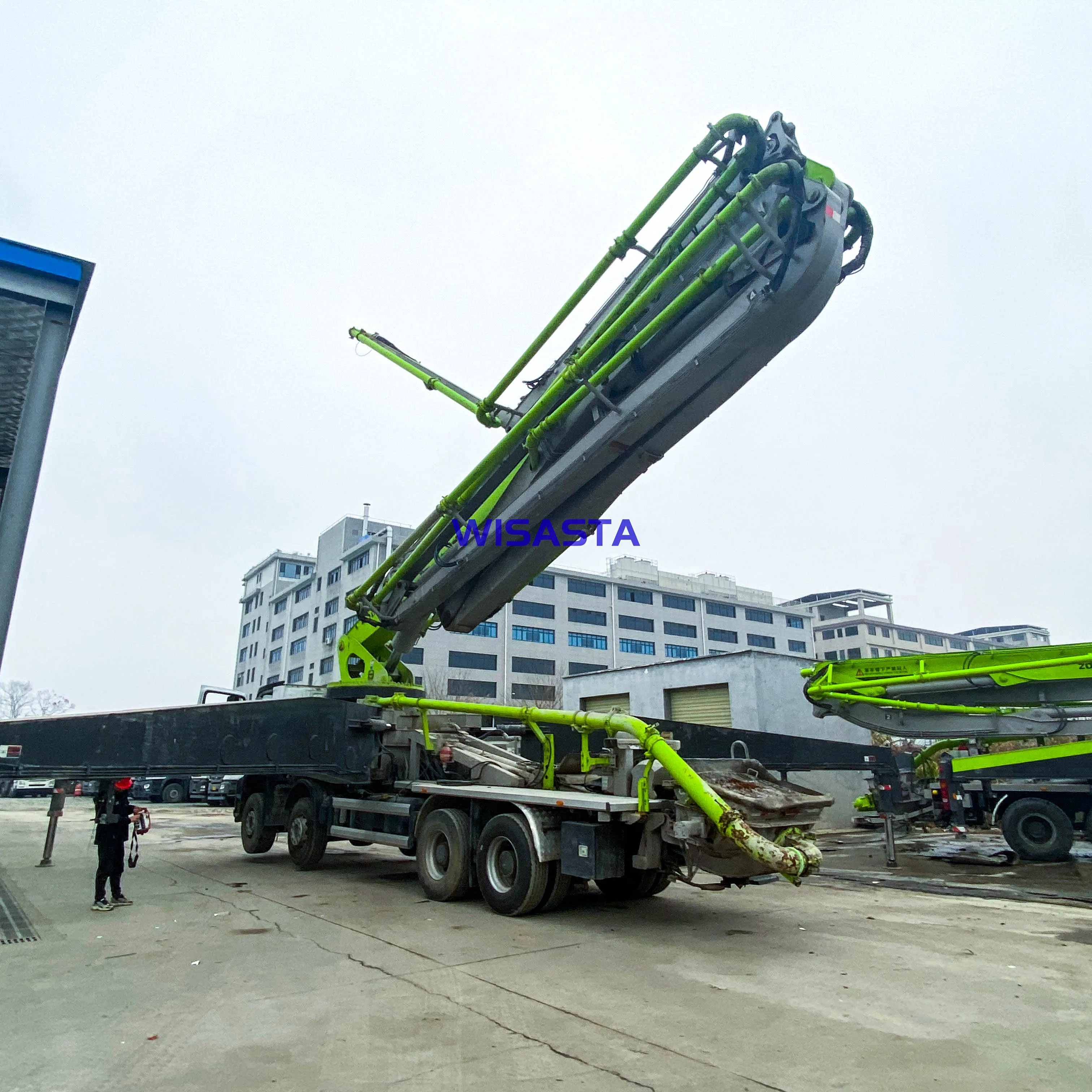 Trade Original China 2020 Zoomlion Benz Chassis 63M Truck Mounted Mobile New Cement Concrete Pump Truck