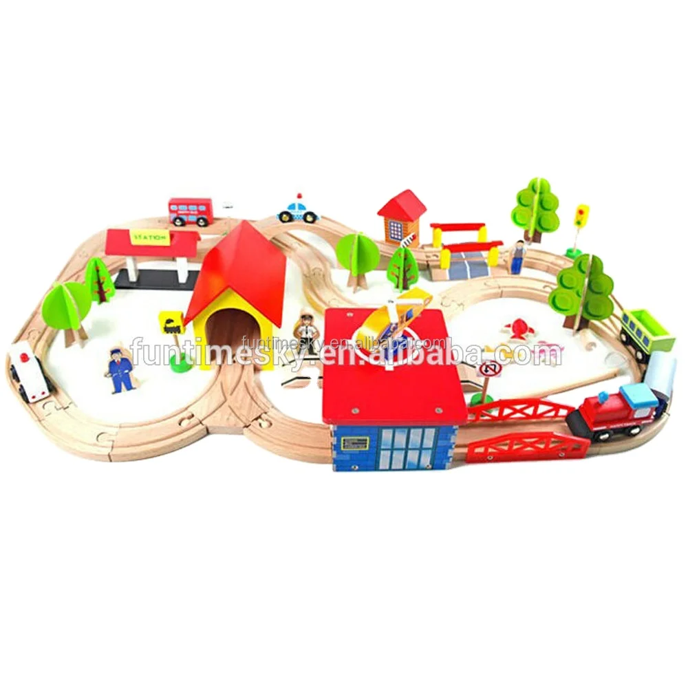 Hardcover puzzle wooden toy train track set