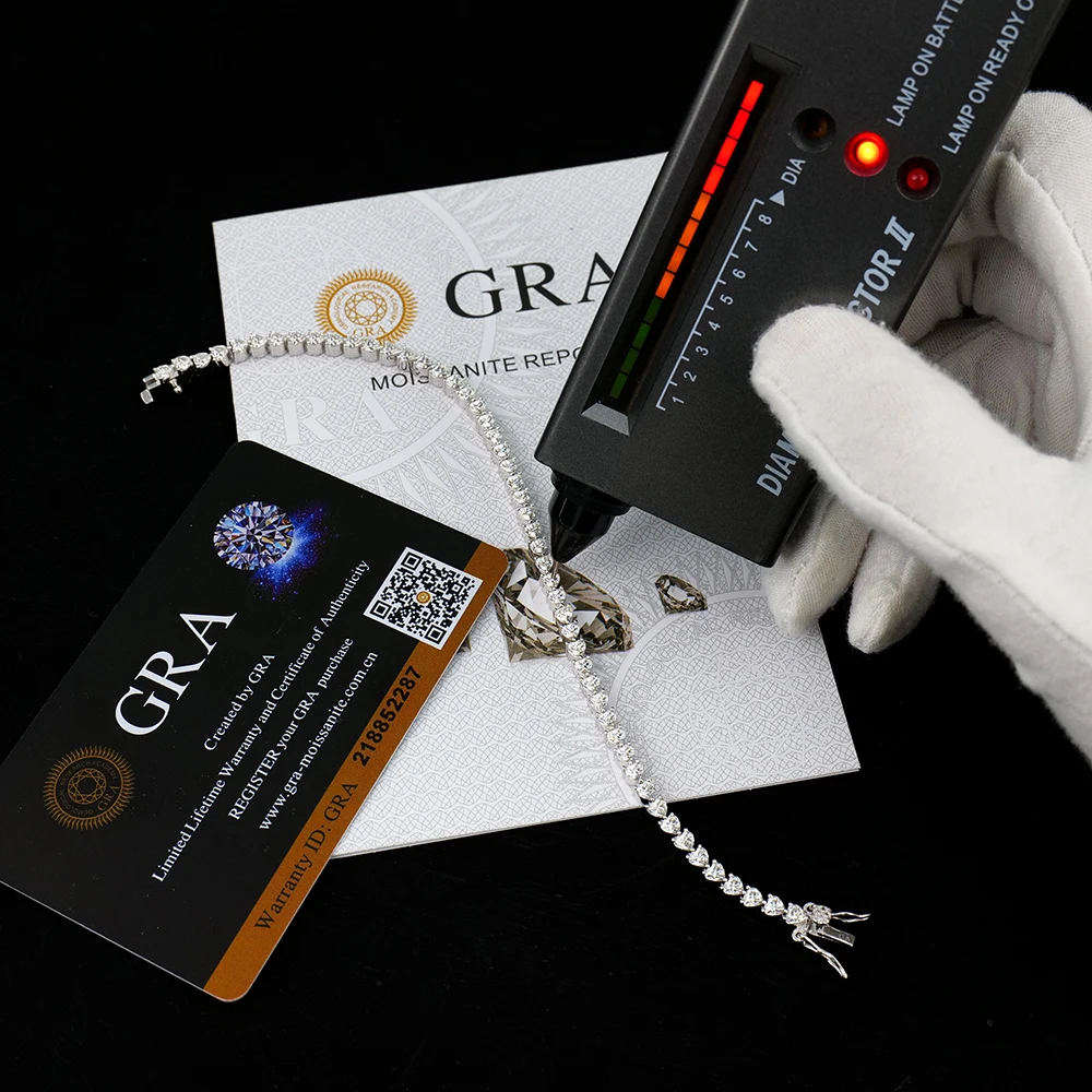 Wholesale Custom girls tennis hand chain bracelet 925 sterling silver with heart shape iced out vvs diamond moissanite for women