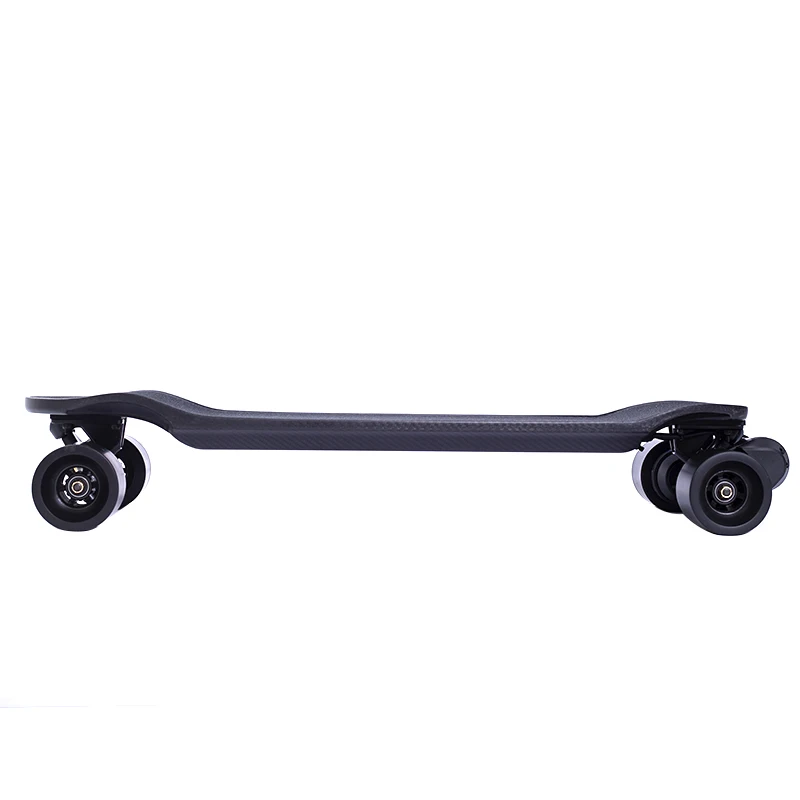 2022 the most popular portable large capacity electric skateboard short deck with 3000W belt drive