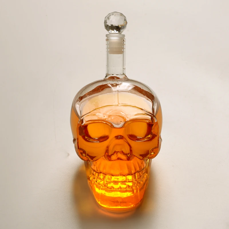 Sell high-quality good price whiskey glass unique decanter