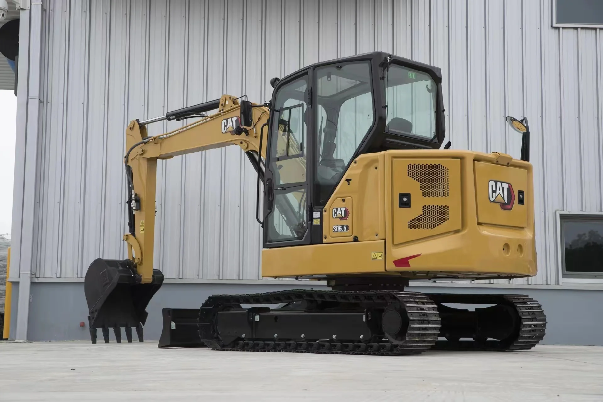 Следующее поколение Cat306.5 мини-гидравлический экскаватор 6 тонн Рабочий вес двигатель и основные компоненты коробки передач