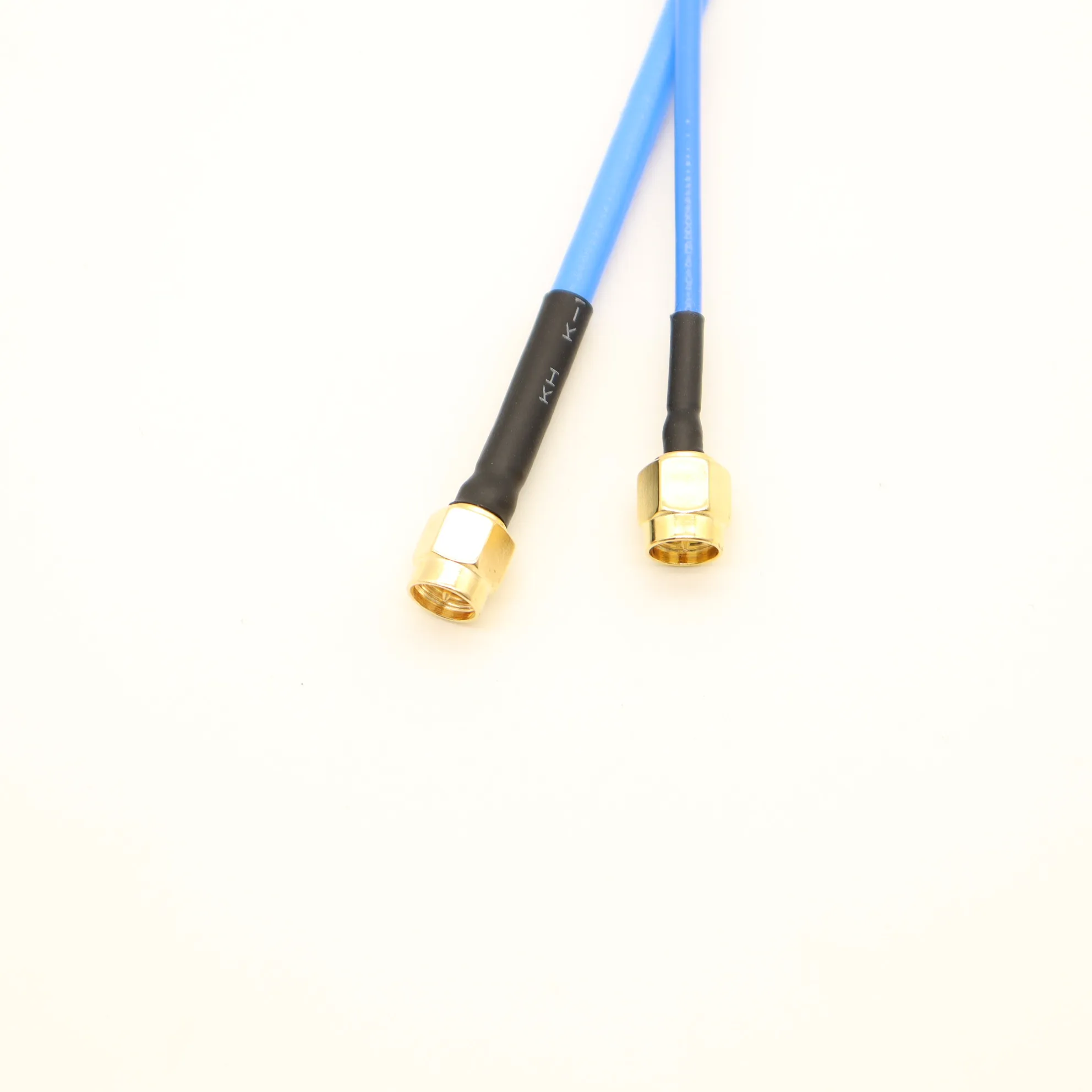 Blue 2.6mm 20cm type SMA Male MMCX Male right angle pigtail panel screw mount antenna extension Coaxial Cable rg402 RG405