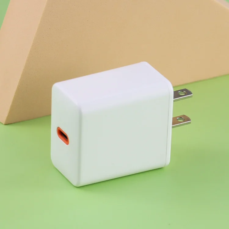 Chargeur CE ETL KC SAA listed 20w USB-C power adapter for mobile phones 12 12 pro 13 pro Type c EU US 2 pin fast charge charger