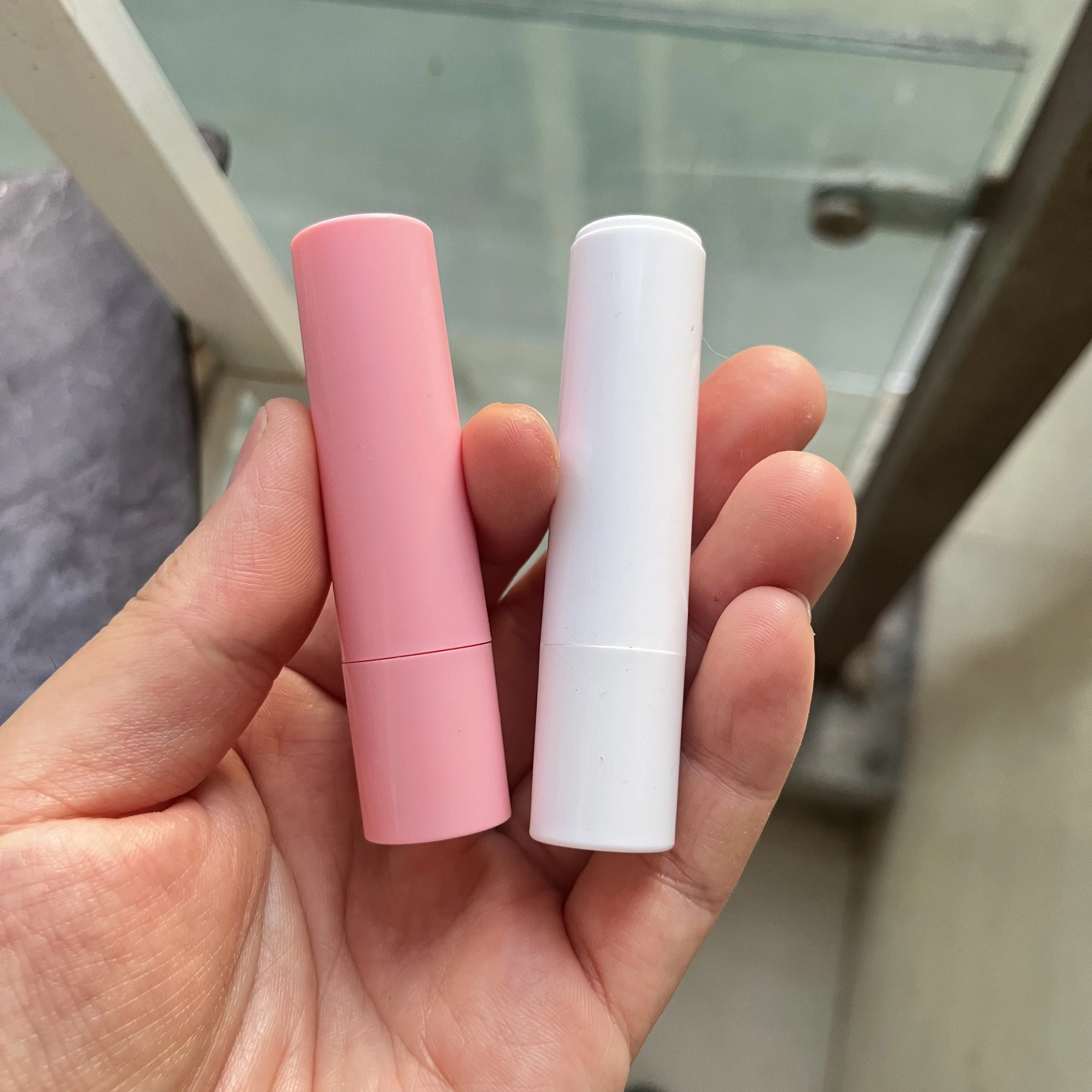 Private label sunscreen custom hydrate butter balm SPF lip balm private label