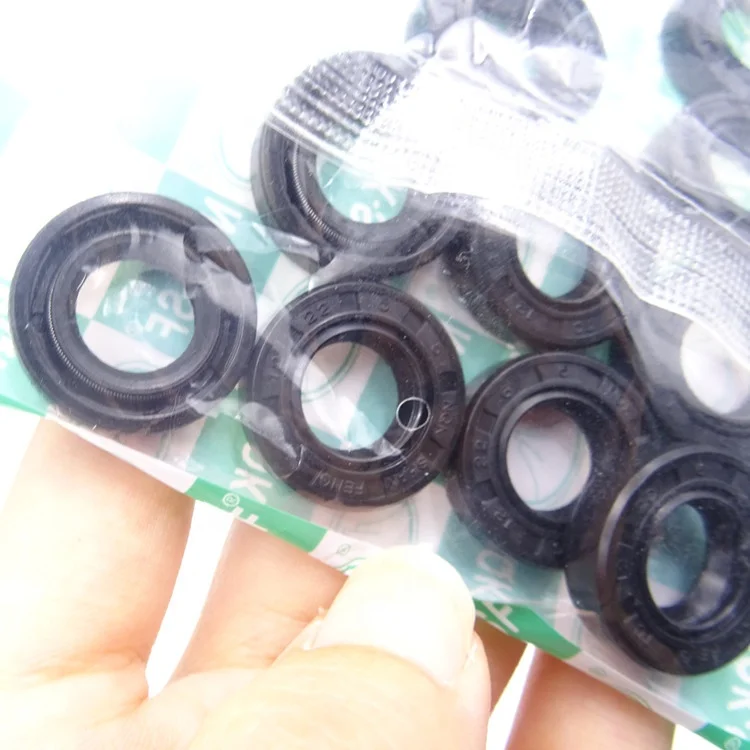 NQK TC 12x22x6 NBR oil seal size 12*22*6