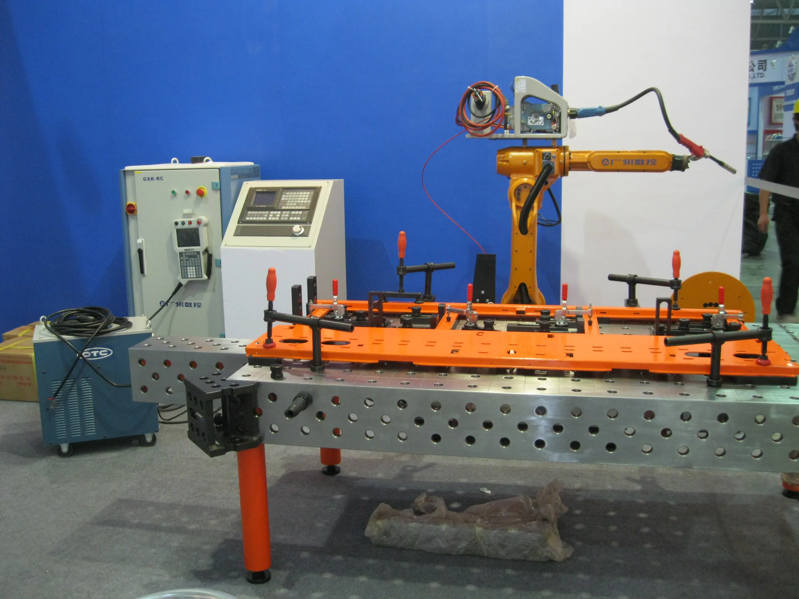 Система фиксации с аксессуарами, рабочий стол, сварочный стол 3d