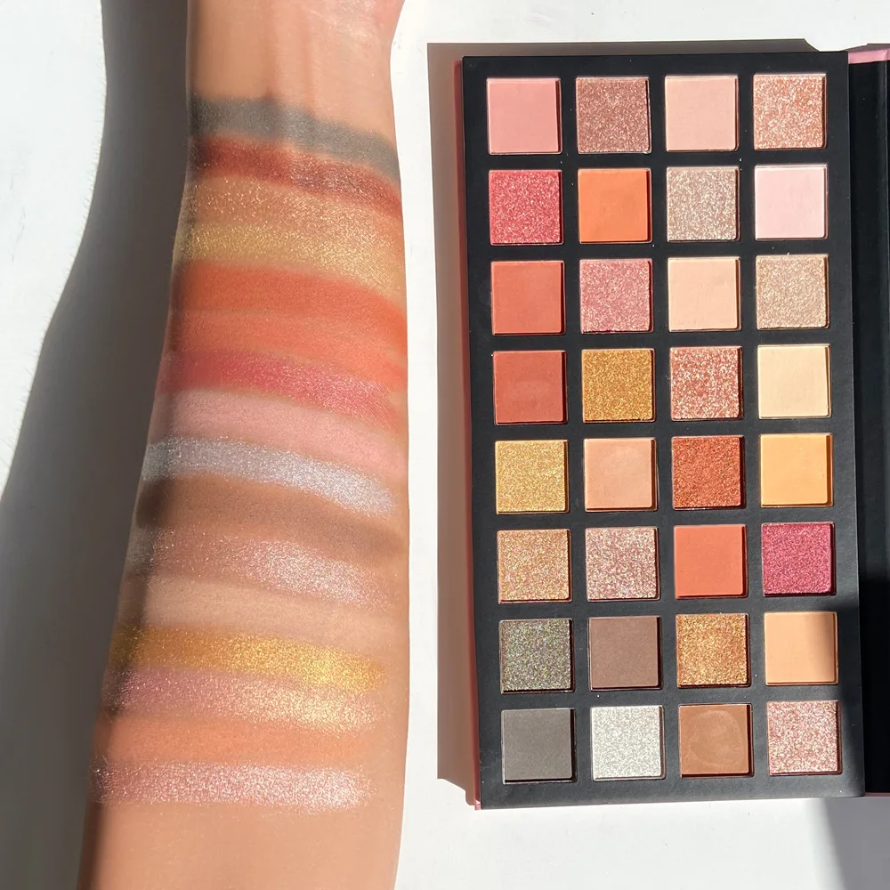 Wholesale Pinks Custom logo vegan nude makeup eyeshadow eye shadow palette pigmented