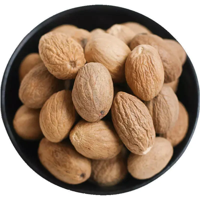 Natural Dried Nutmeg Cooking Seasoning  spices