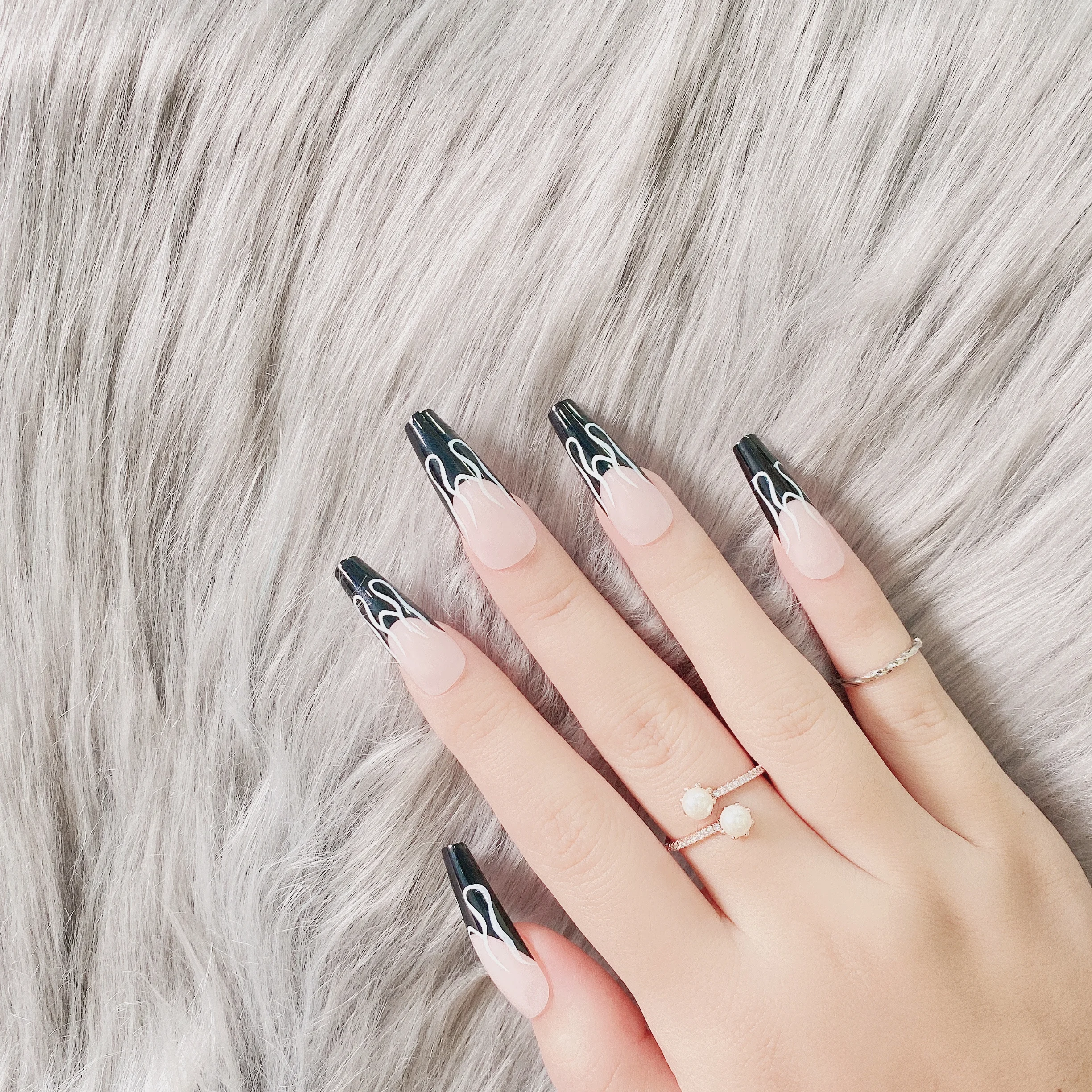 TSZS Wholesale Long Coffin Press on Nails Black Flame French Full Cover Nail Tips for Woman Girls with Glue Sticker