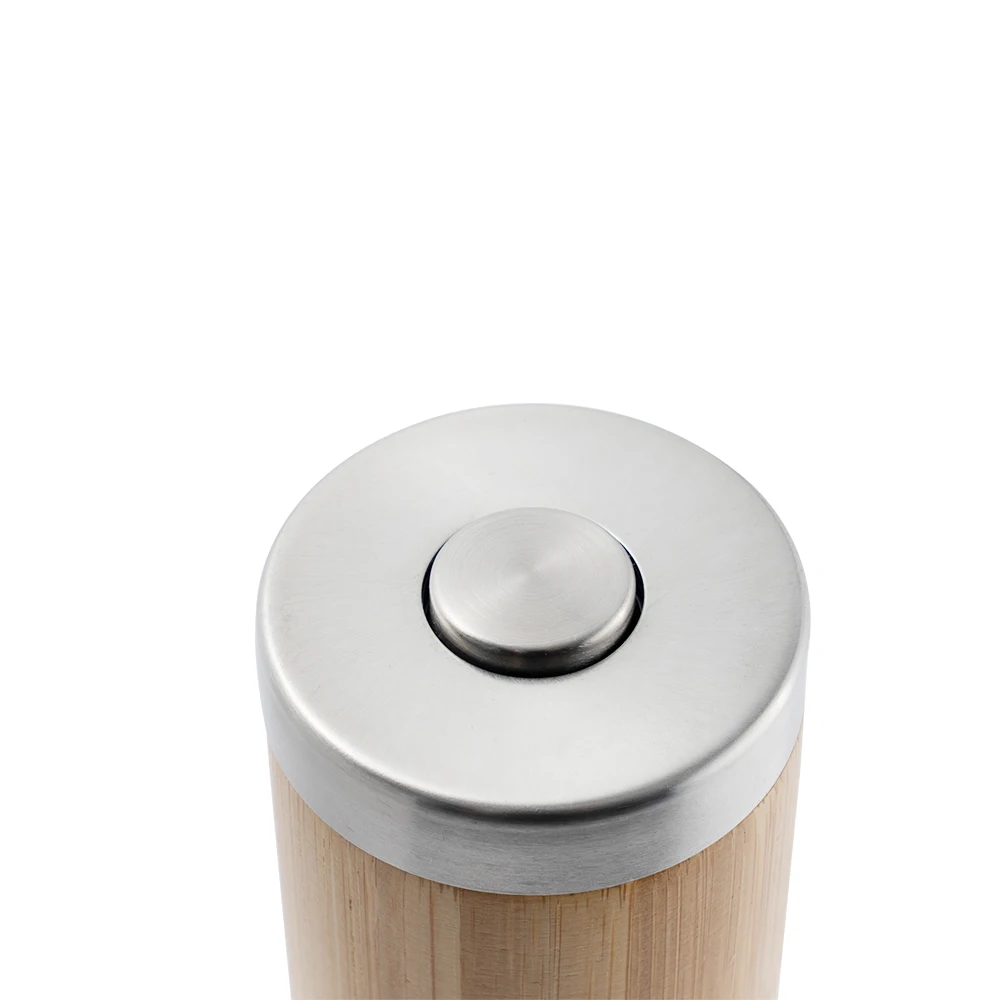 2022 Hot Sale Adjustable Ceramic Core Battery Operated Wooden Bamboo Electric Salt And Pepper Grinder Mill