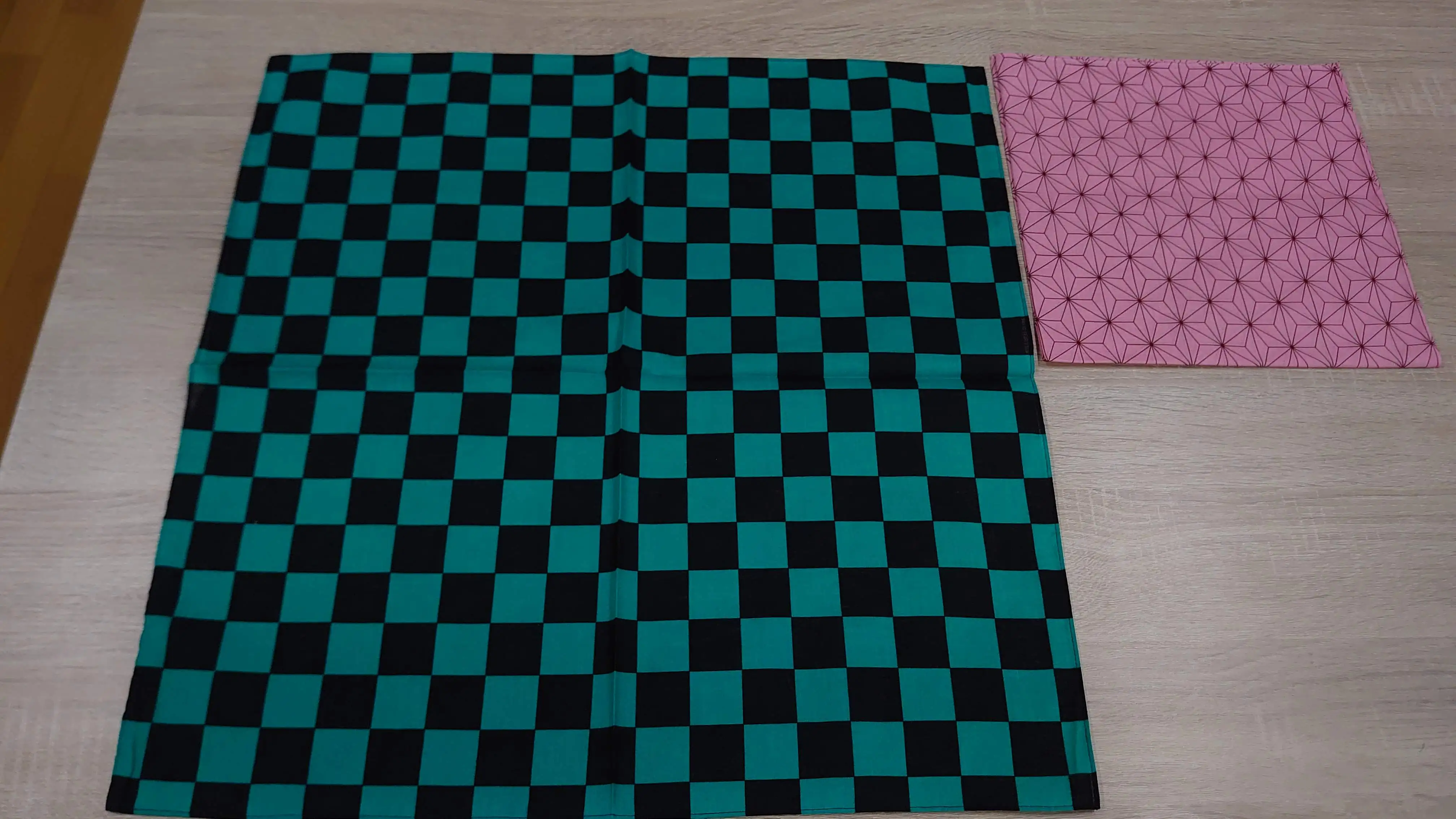 Japanese delicate beautiful design wholesale furoshiki wrapping cloth as a handkerchief