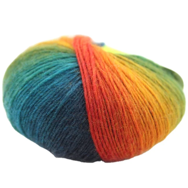 Wholesale Space Dyed 100% Wool Roving Fancy Yarn Rainbow Hand Knitting Yarn For Sweater