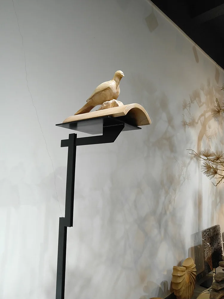 Handmade Custom Wood Bird Sculpture for Home and Garden Landscape Ornaments Decor