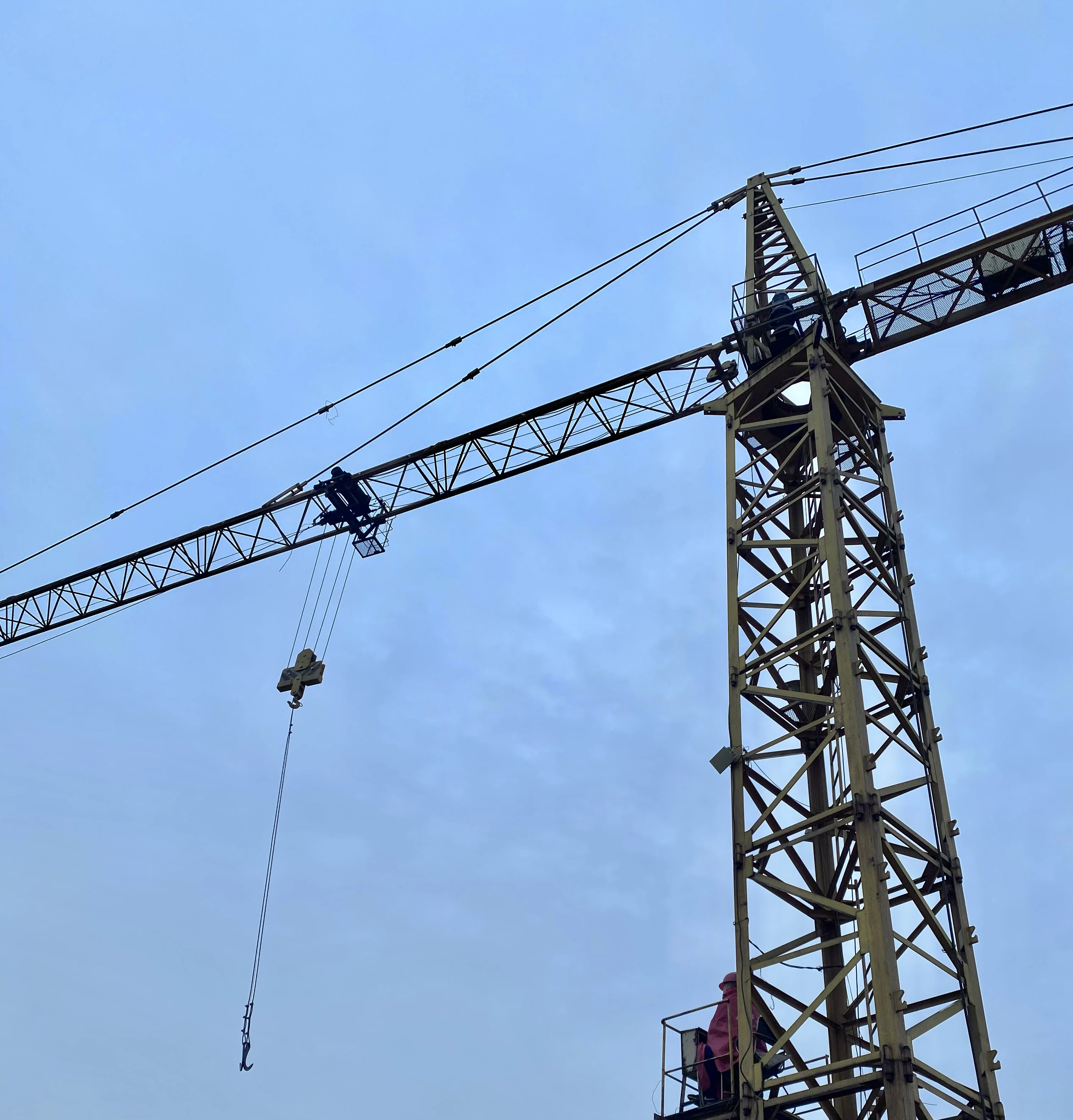 TC7016-12t башенный кран 12t нагрузка в продаже