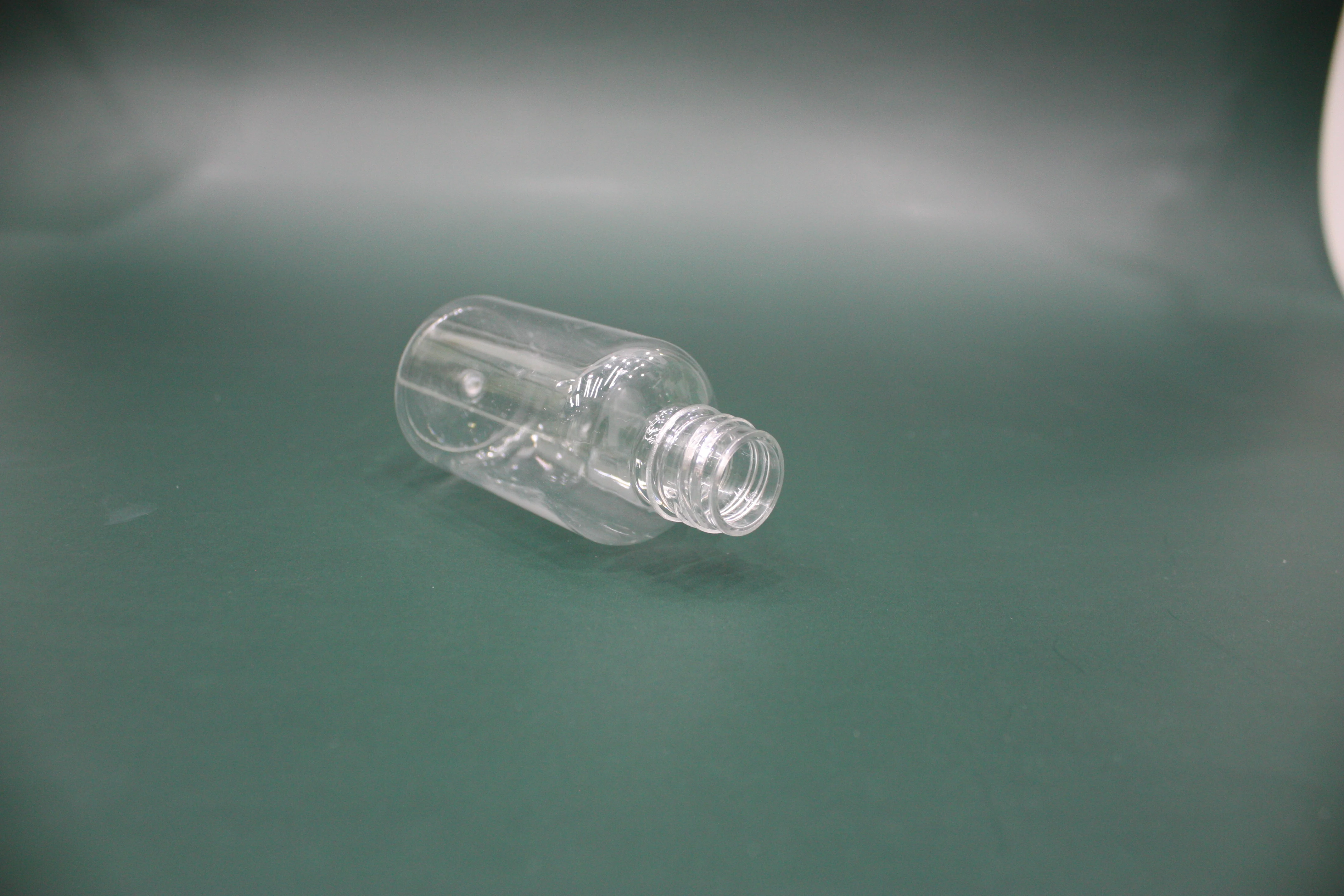 Luxurious Mini size hotel amenities travel cylinder  amber plastic bottle