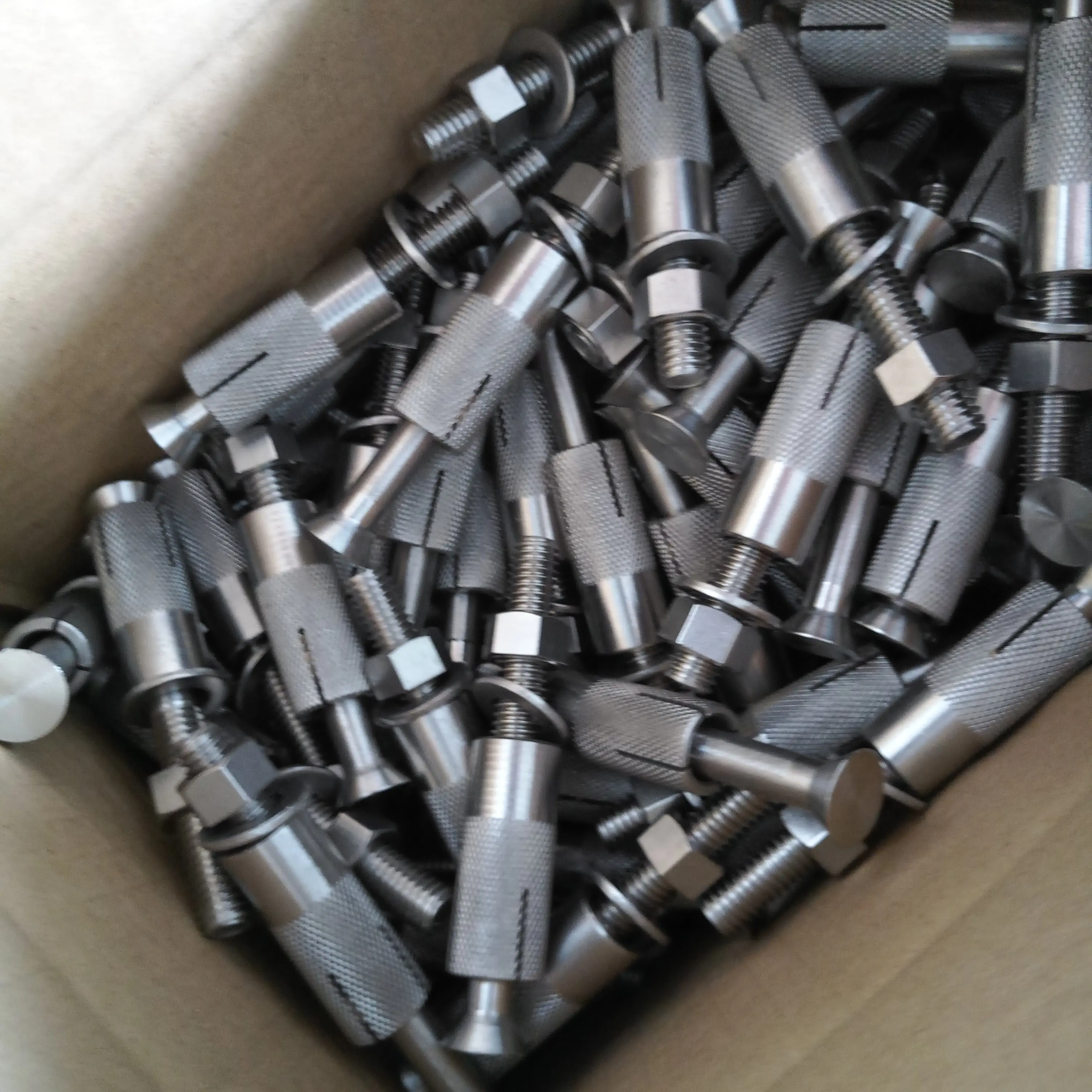 Hastelloy c276 c-276 c22 c2000  G3 G30 nickel alloy bolts Expansion screw Fasteners