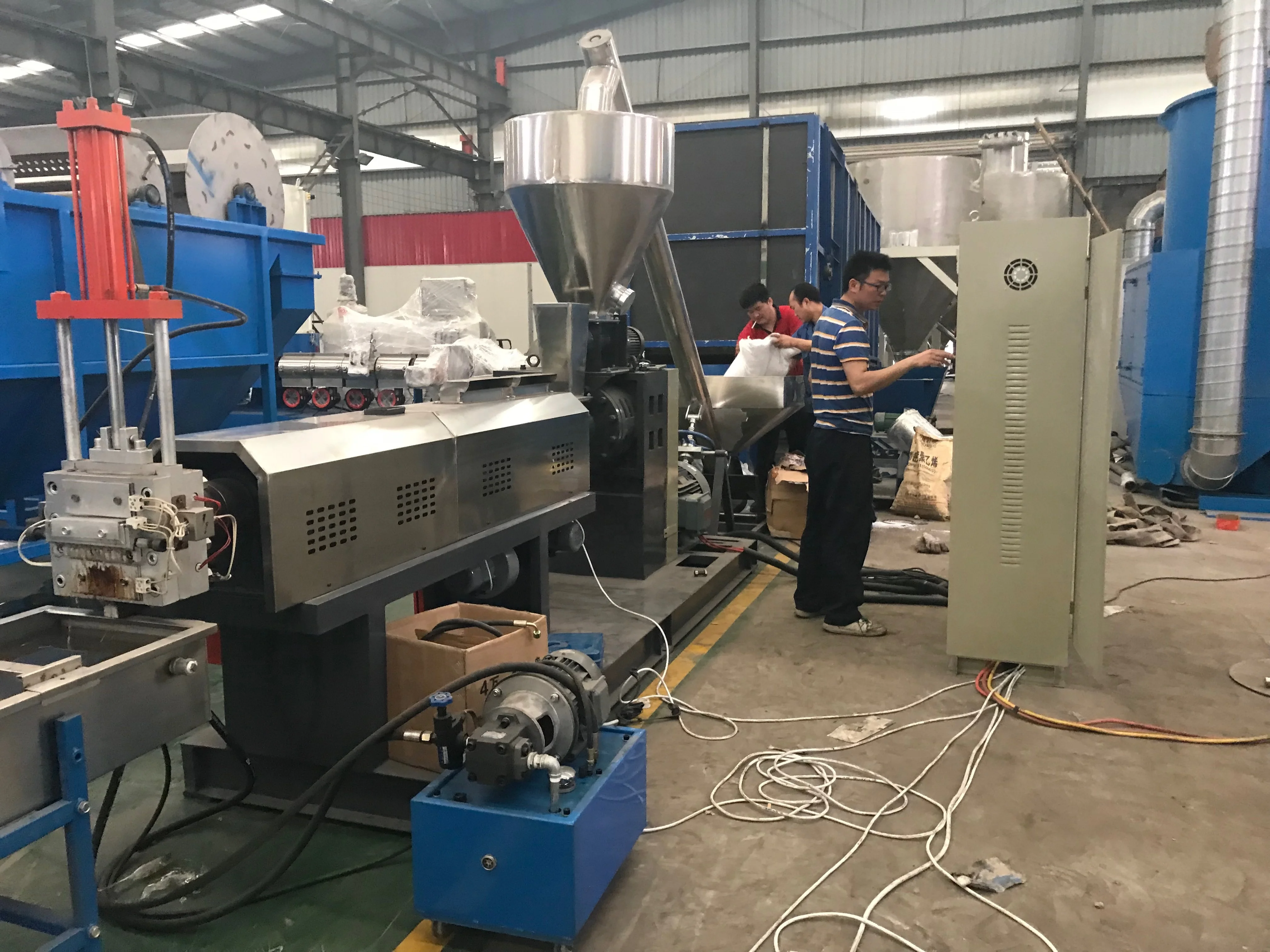 Competitive Price Waste PET/PP/PE/HDPE plastic recycle pellete making machine