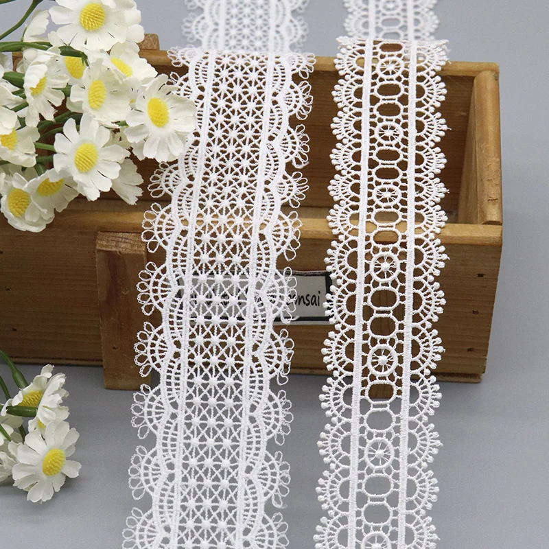 Factory wholesale price white water soluble lace vintage handmade polyester lace for garment