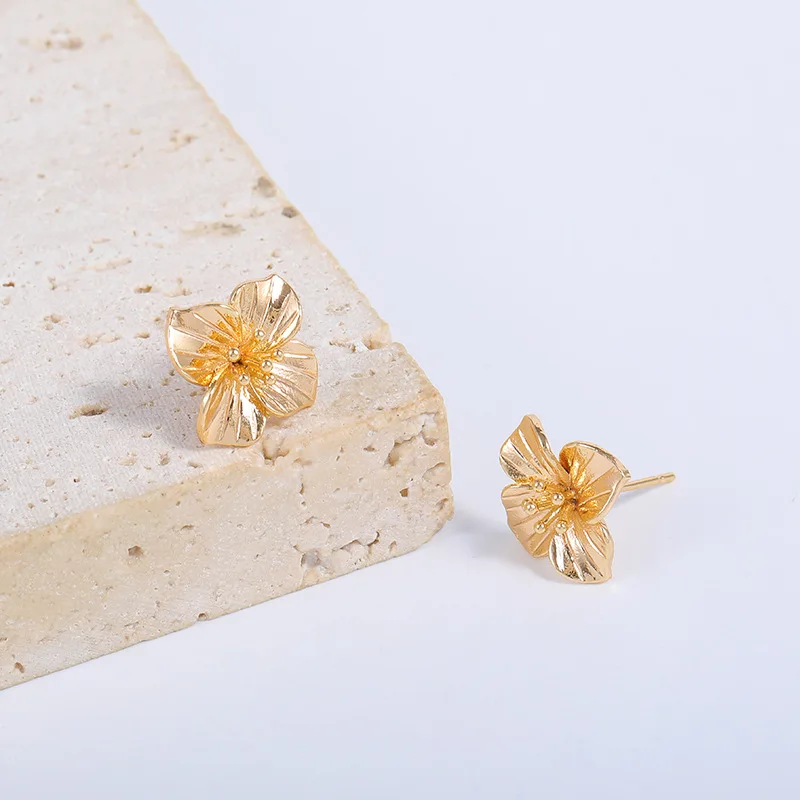 New arrival 18k gold plated unfadeable diy jewelry simple style copper charms s925 silver needle flower earring stud accessories