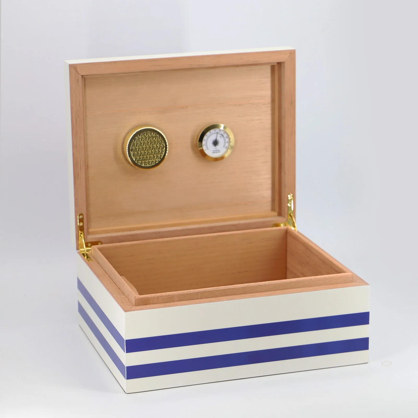 Manufacturer Supplier Cuban Flag Cigar Wooden Box Cigar Humidor Storage Cigar Accessories