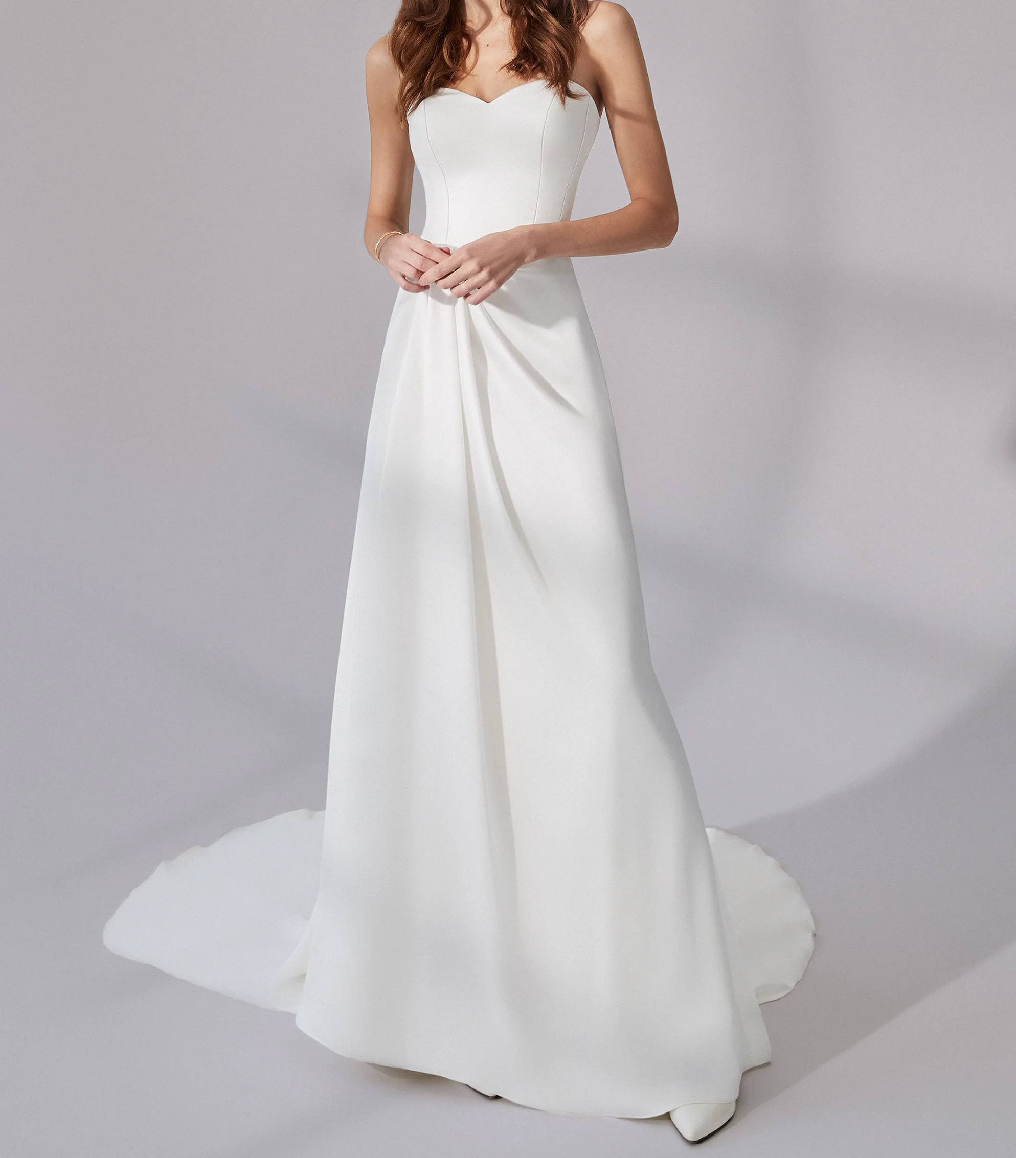 Ball Gown Dress with Sweetheart Neckline Sarong Skirt Bridal Gowns Wedding Dress Simple Tulle Princess Style 2021