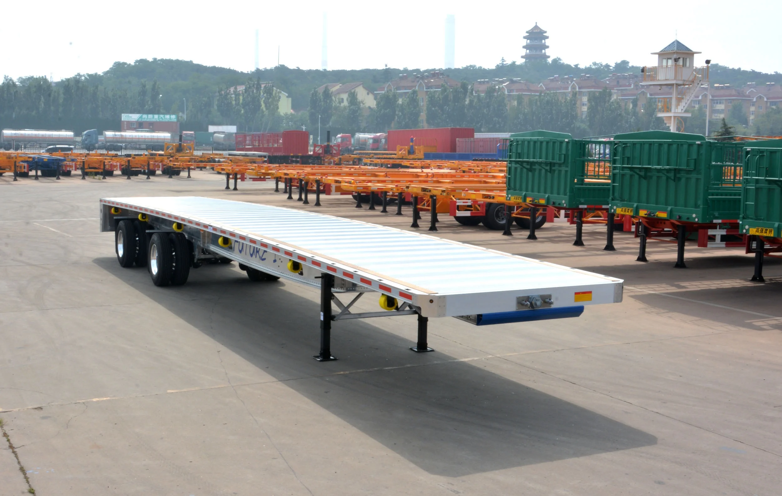 CIMC aluminium flatbed trailer