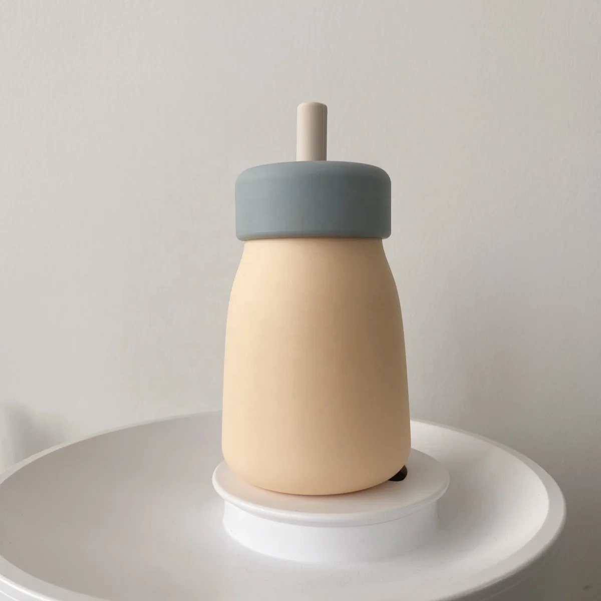 Kids Drinking Water Baby Training Cup Tiny Lid Baby Silicone Sippy Bottle Silicone Cup Children Water Bottle Silicon Baby Bottle