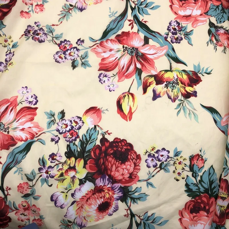 
Latest Malaysia Customer Printed 100% Cotton Voile Swiss Fabric for Summer Dress Hijab 