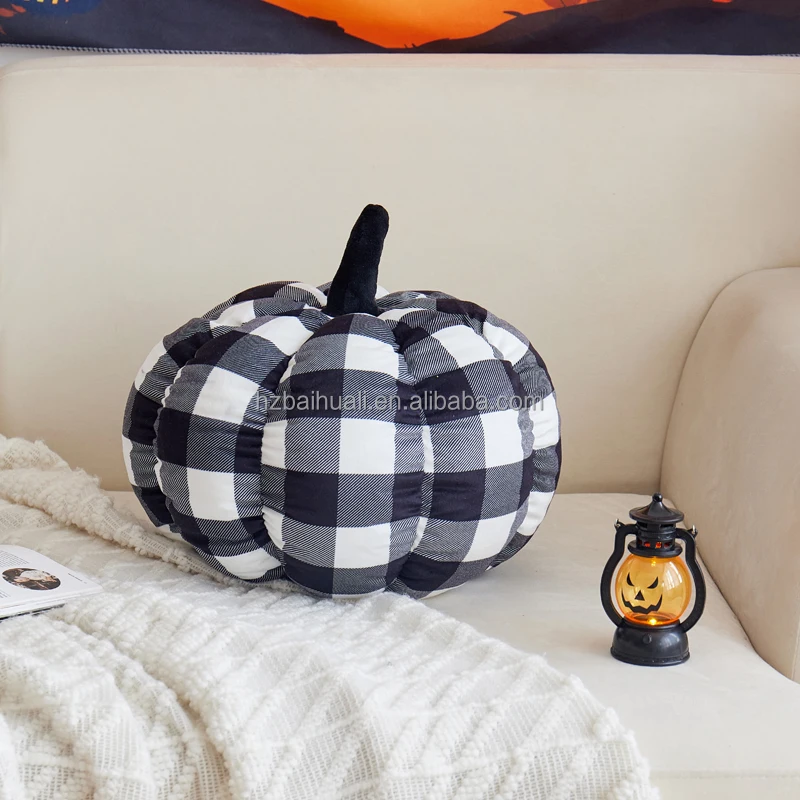 Factory Custom Home Decor Halloween Plaid Pumpkin Soft Velvet Throw Pillow For Sofa