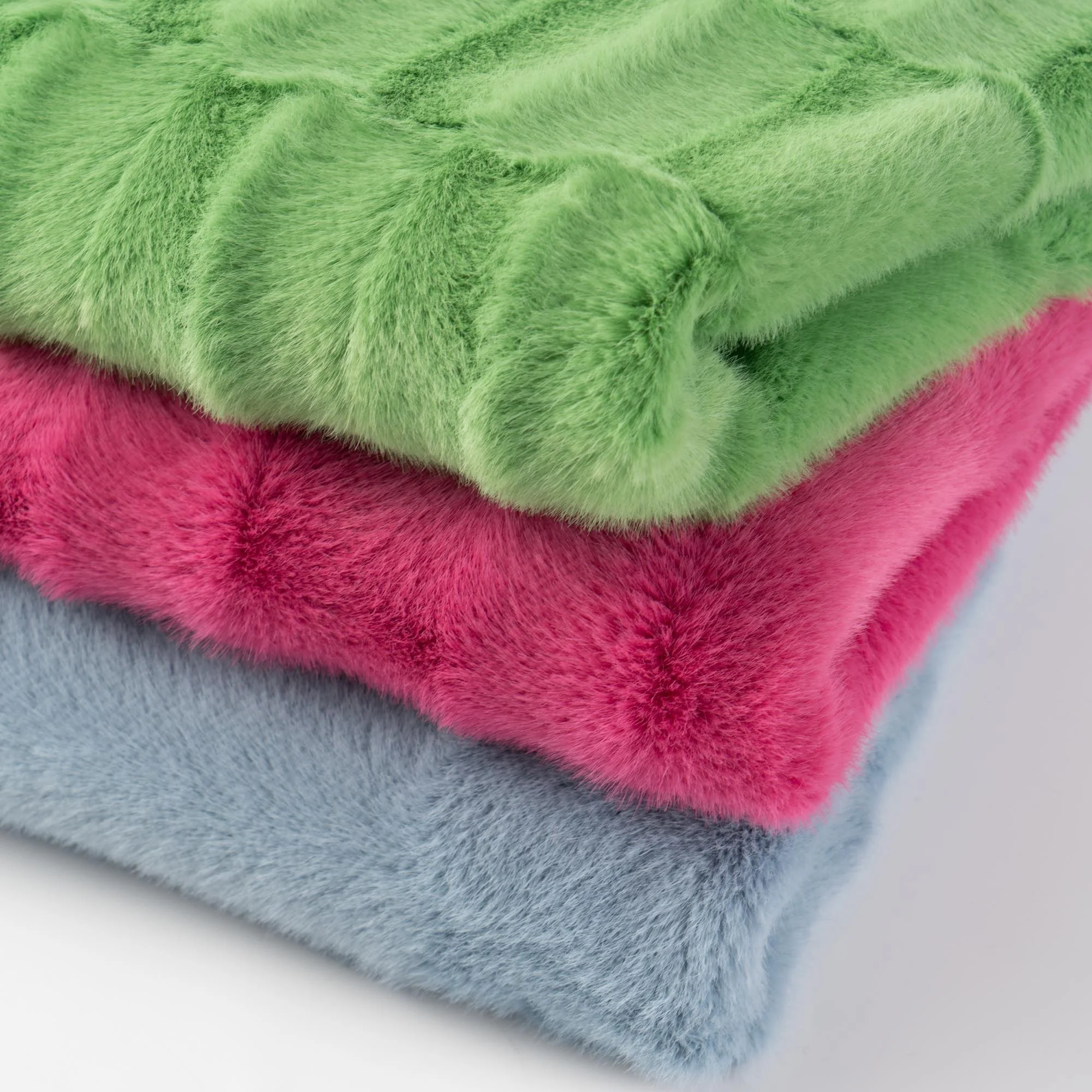 Factory Direct NEW Polyester Modacrylic Faux fur Fabric with Low moq for Garment clothes Throw Blanket Pillow