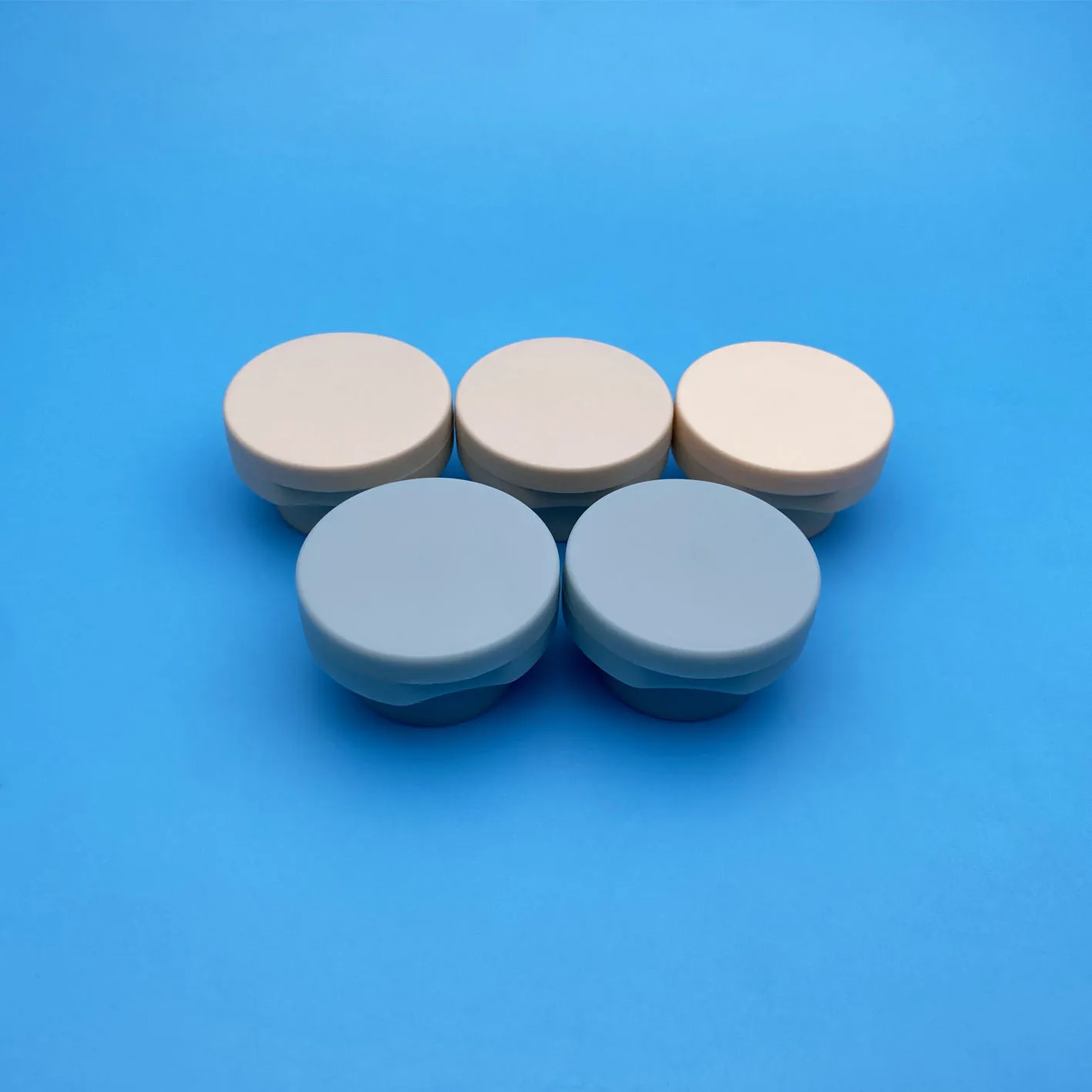 Factory Price Wholesale 24 MM Shower Gel Shampoo Plastic Bottle Caps Premium Matte Skin Feel Cap PP Scrub Flip Top Caps