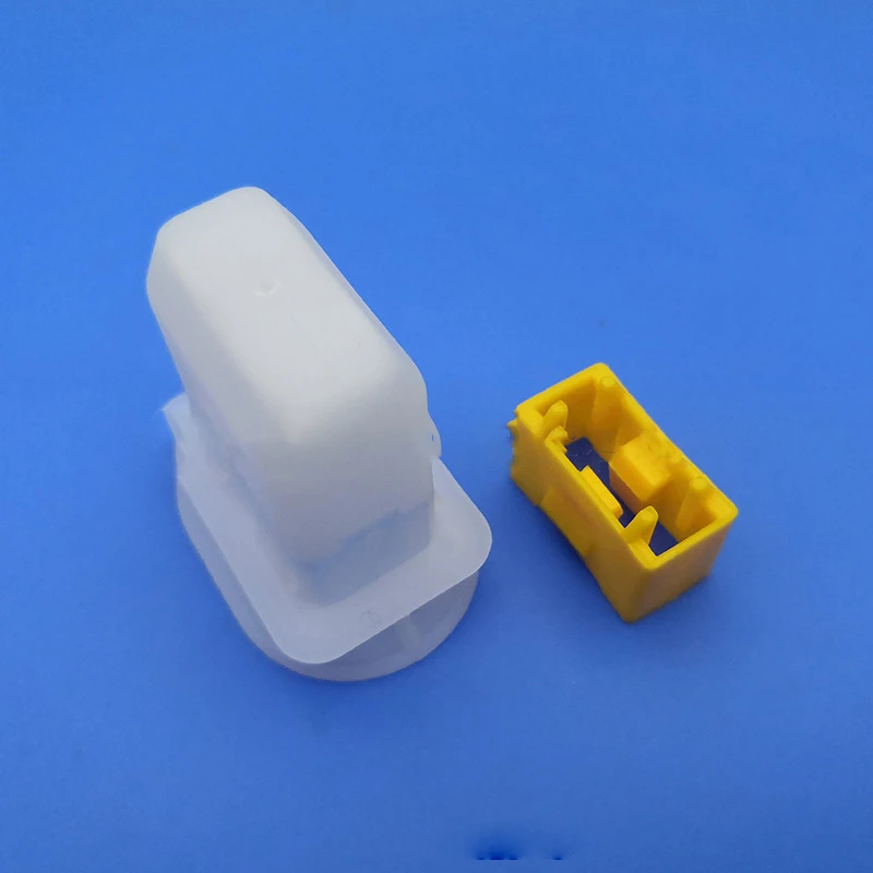 Зажим для крепления подушки заднего сиденья Modern IX25