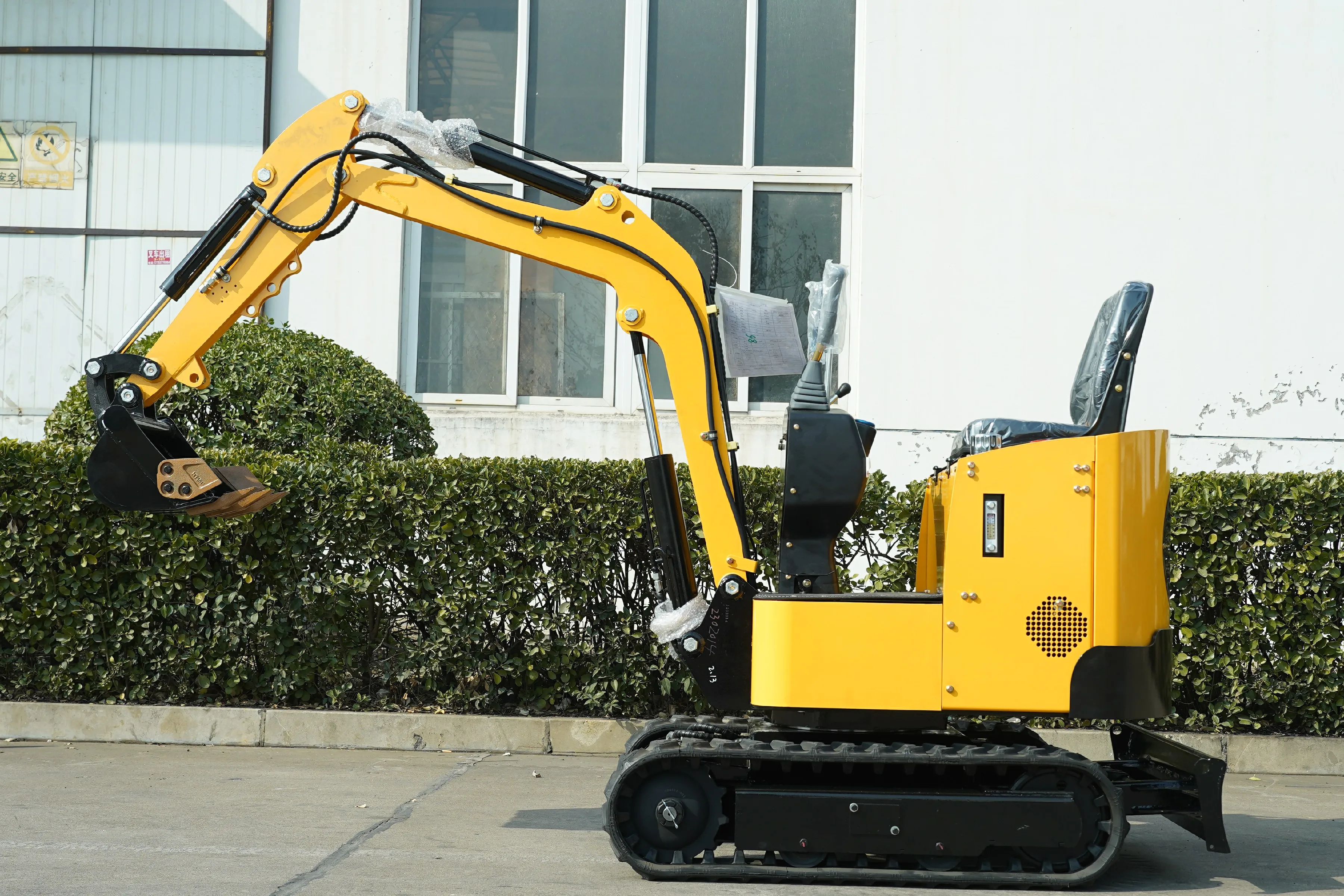 Chinese Mini Excavator Manufacturer Hydraulic Crawler Mini Excavators 1.2 Ton Mini Excavator Price