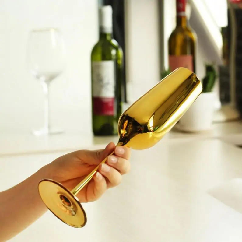 stock wholesale colored luxury wedding champagne glasses gold