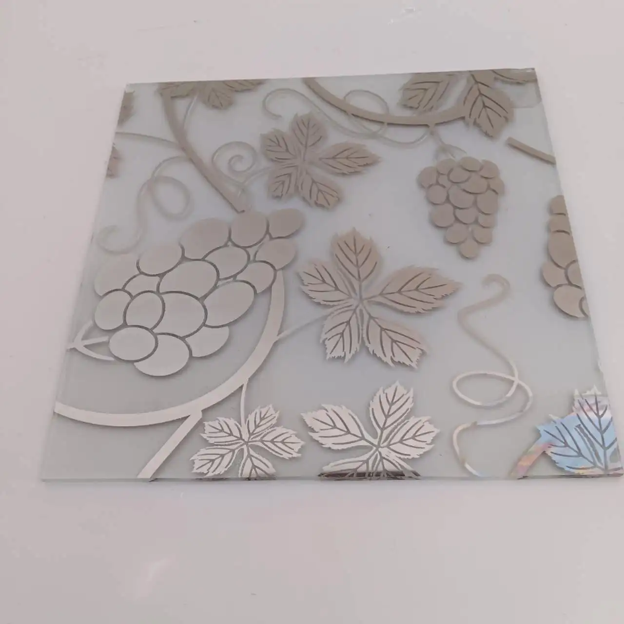 New style Flower Design Coated Art Decorative Building Glass for Door Window Partition and Ceiling Glass Decor house