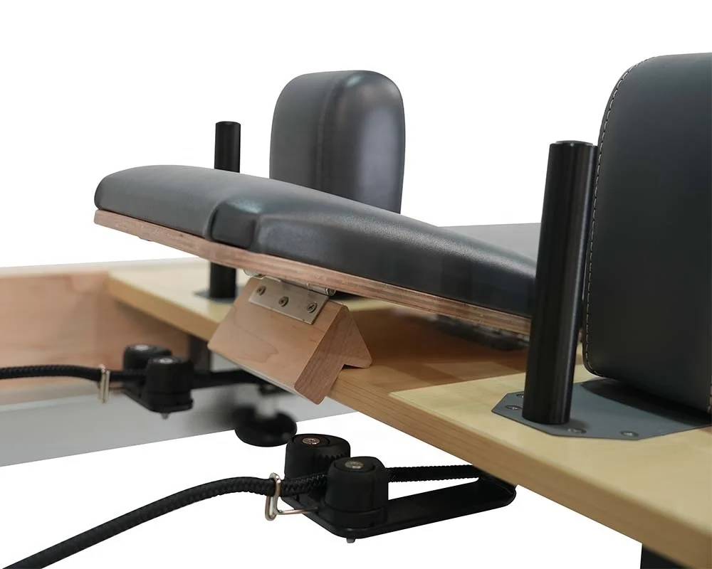 Customized 5 springs with 3 layer hanger SRP01PM White Maple Wood Reformer Pilates Equipment with box and jump board