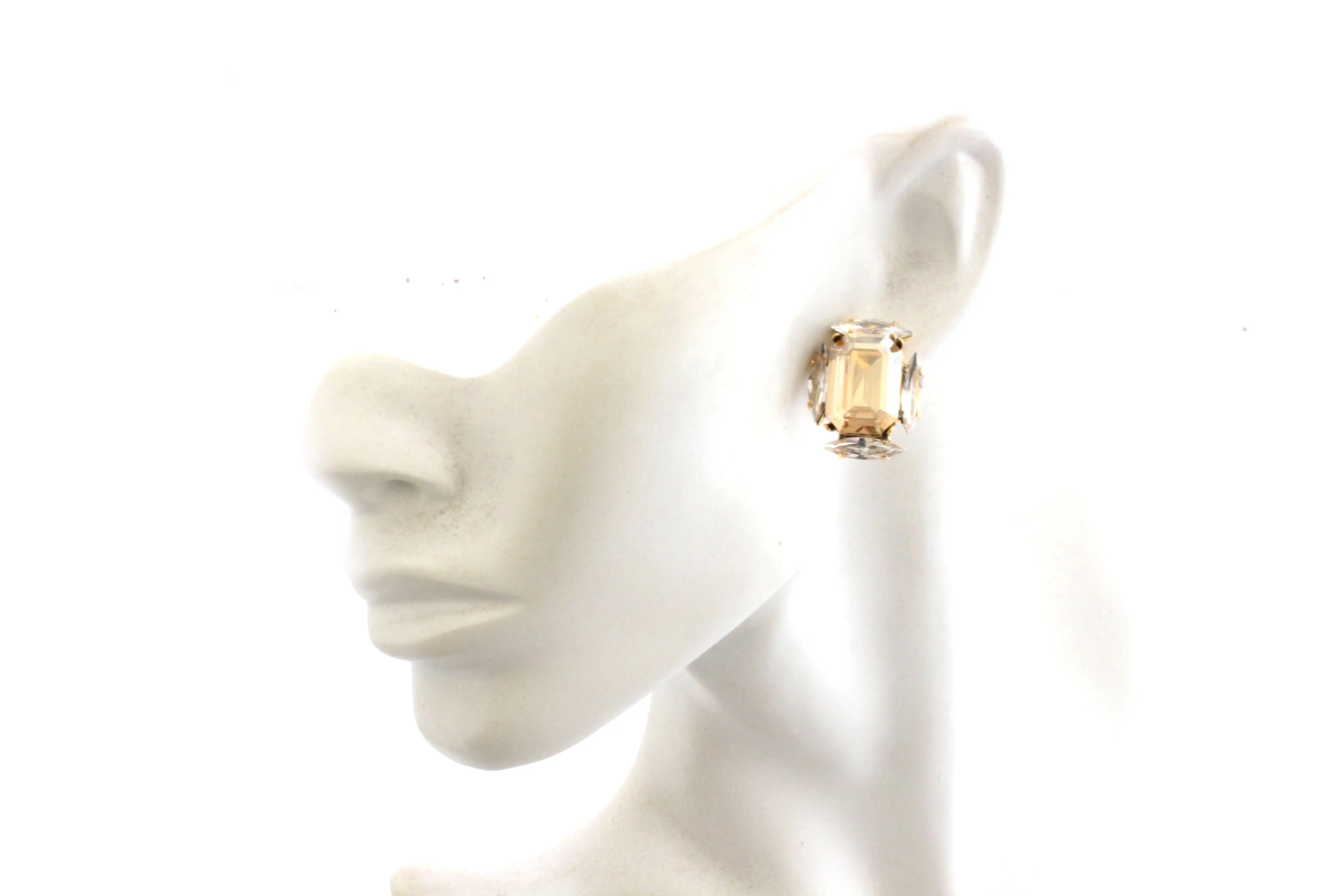 2022 New Design Exaggerated Crystal Stud Earrings Fashion Gold Plated Crystal Embellished Earring Studs Dynasty Panther Studs