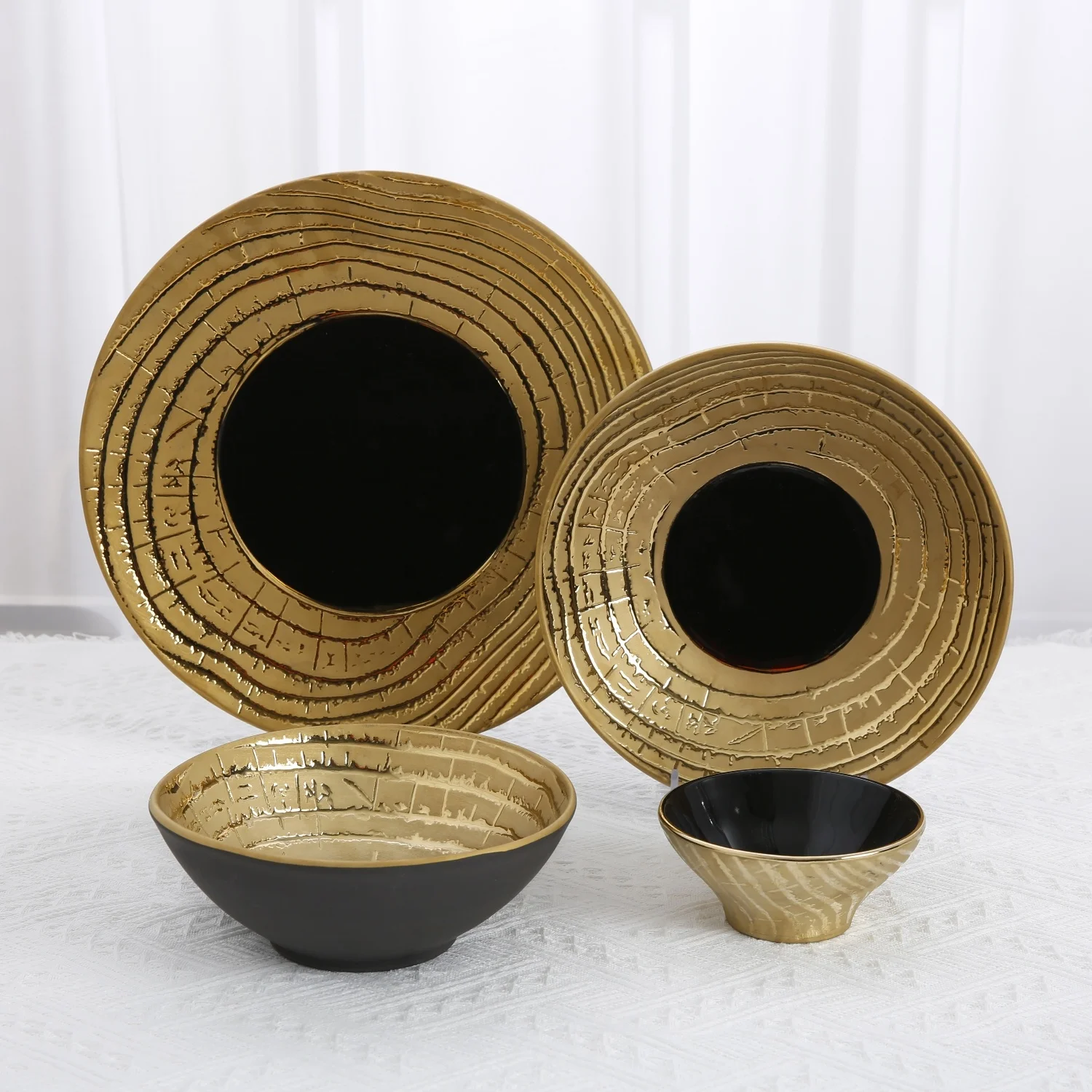 Hotel Restaurant Tableware Plates and Bowls Set Round Black Gold Annual Ring Pattern Crackle Glaze Ceramic Porcelain Dinnerware